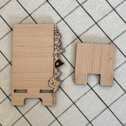 Wooden cat-themed stand - bonosensu