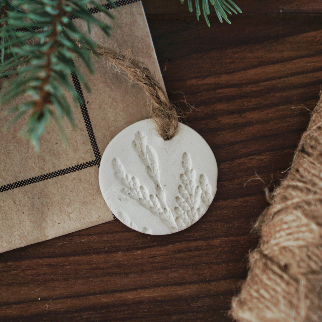 Medallion Ornament, Stem Print - bonosensu