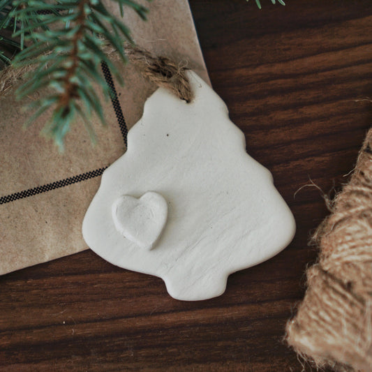 Tree Ornament With Heart - bonosensu