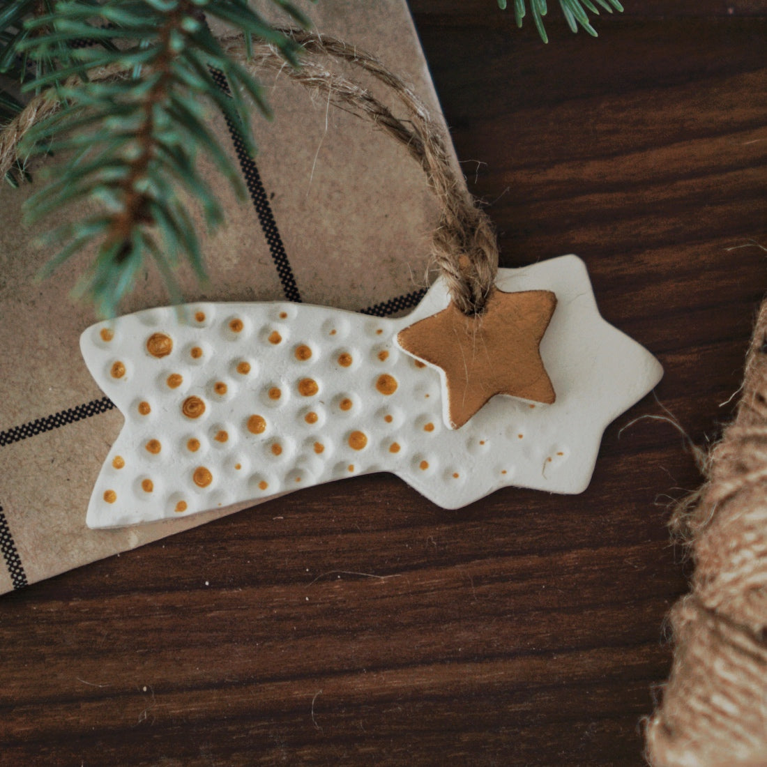 Shooting Star Ornament, Dotted - bonosensu